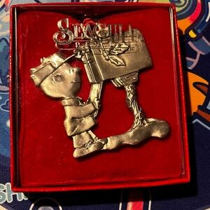 SNOOPY PEANUTS CHARLIE BROWN AT MAILBOX PEWTER ORNAMENT 2000